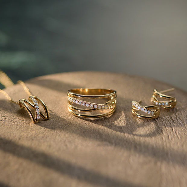 �y�c�c�~ 2025 Autumn Collection -Timeless Form-�z�H���D��Ȃ��A�����������B