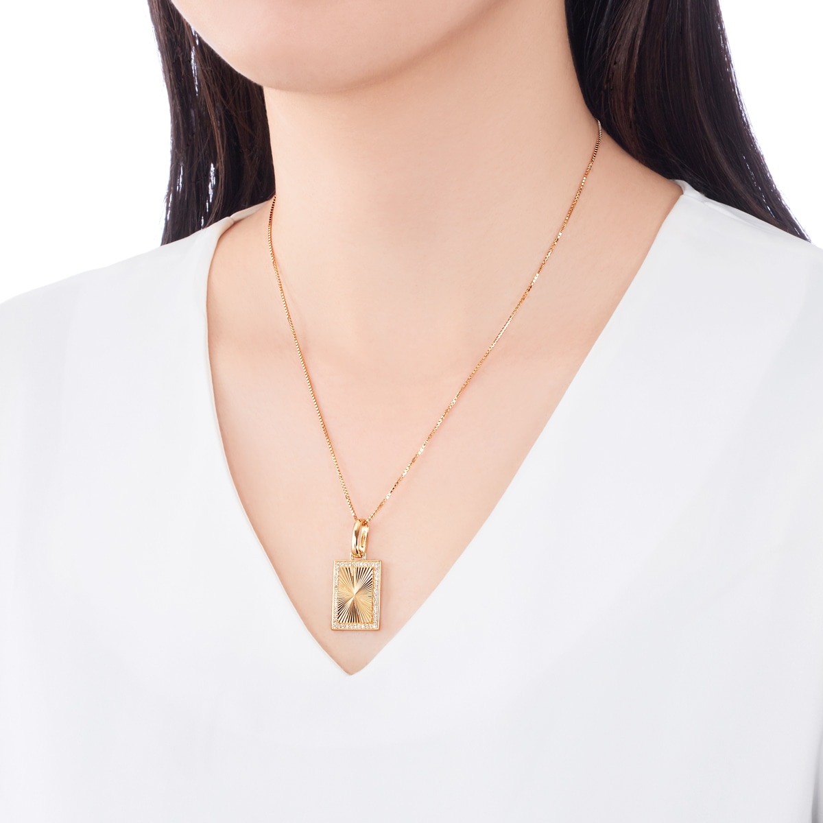 K18�C�G���[�S�[���h�_�C�������h�y���_���g