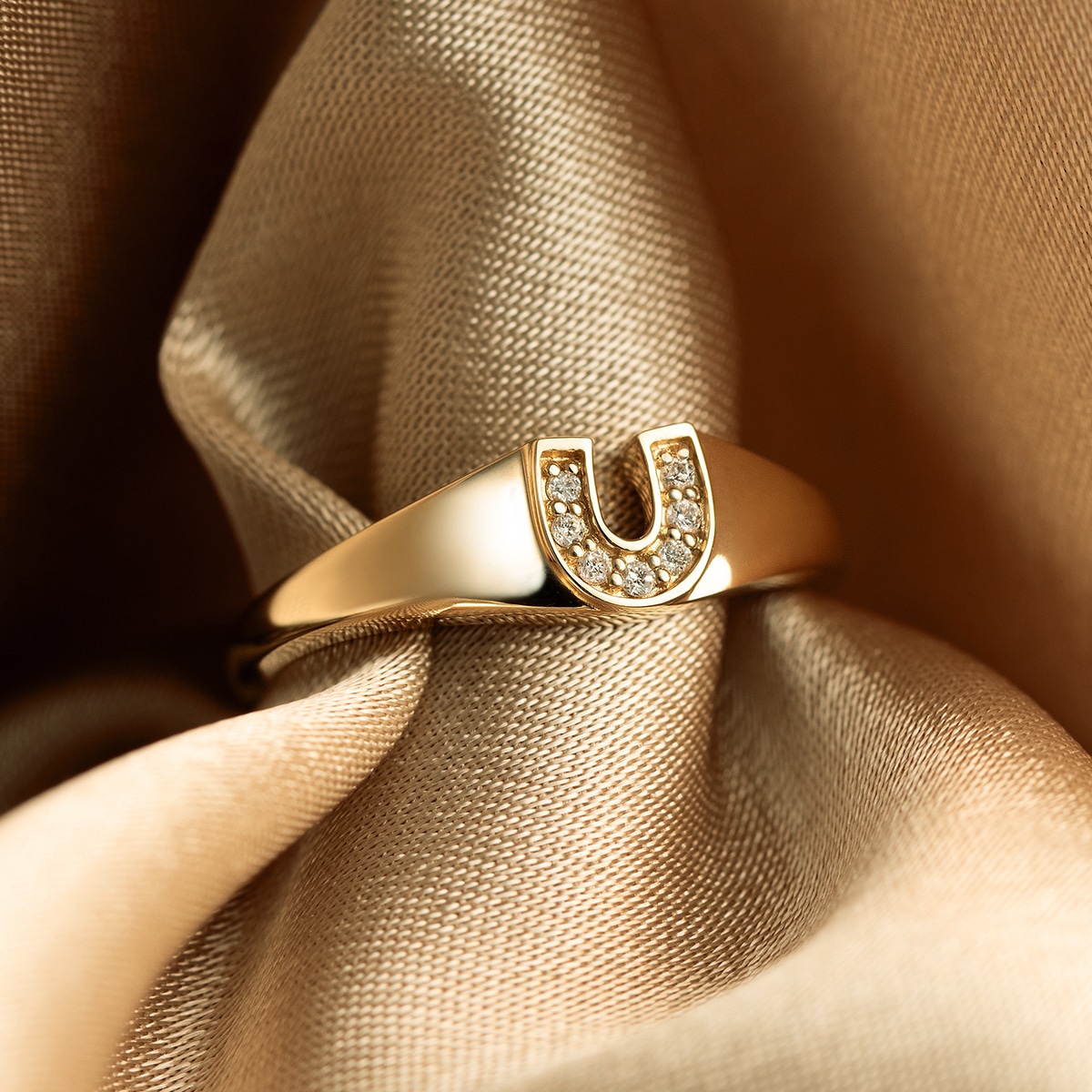 K10�C�G���[�S�[���h�_�C�������h�����O�i�s���L�[�����O�j