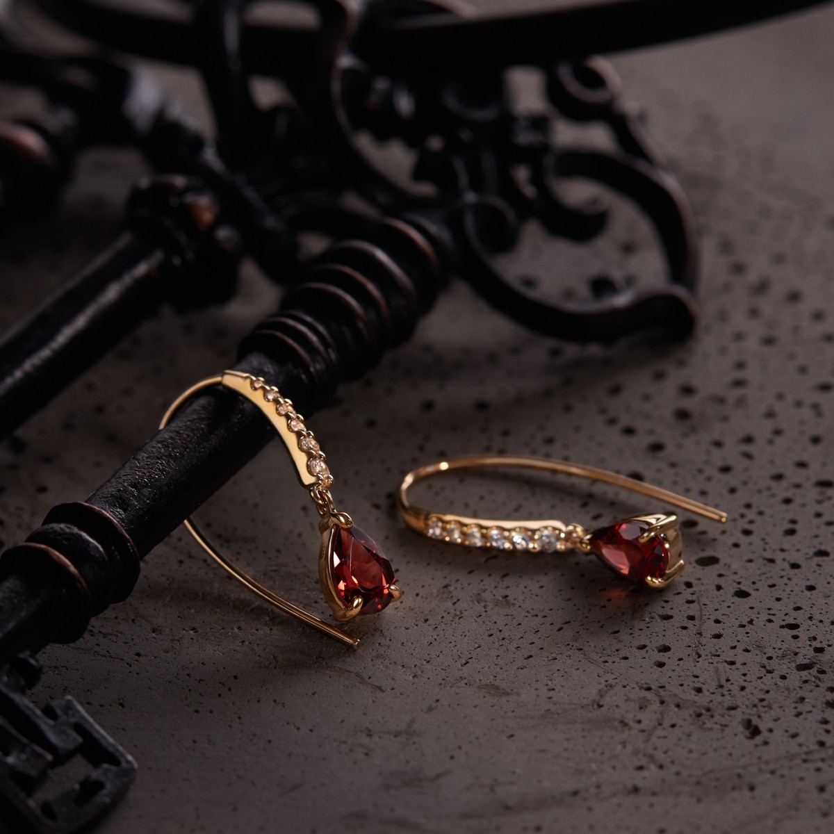 K10�C�G���[�S�[���h�A���}���_�C���K�[�l�b�g�s�A�X