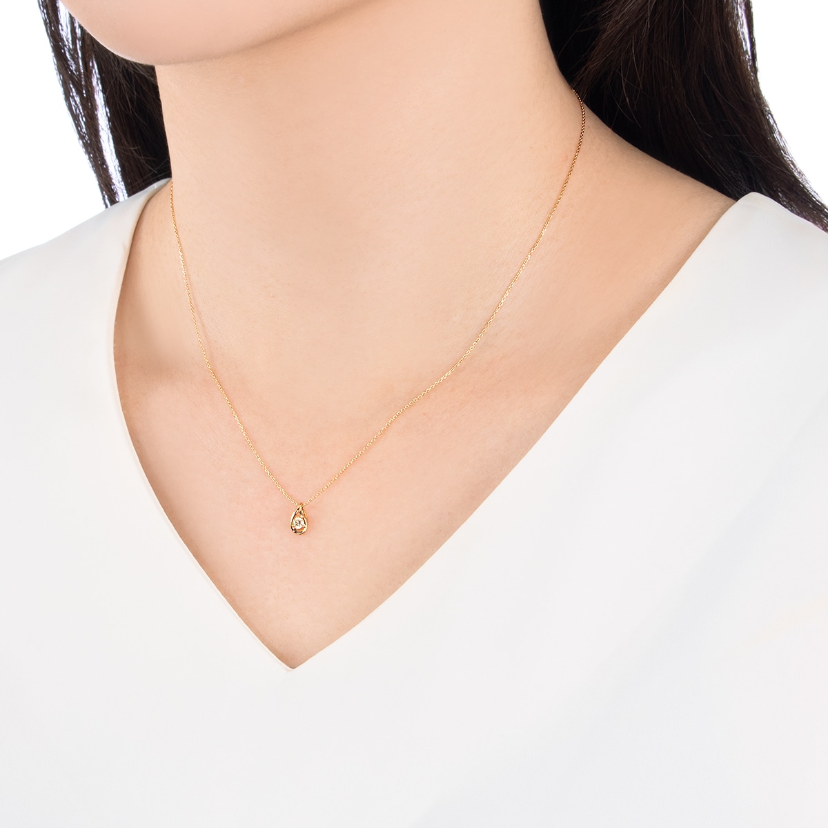 K18�C�G���[�S�[���h�_�C�������h�l�b�N���X