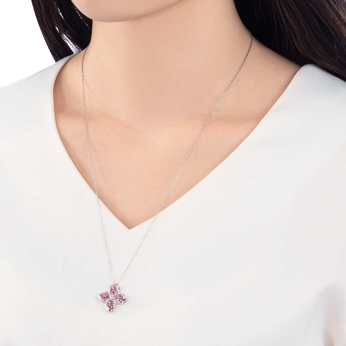 �v���`�i���r�[�l�b�N���X