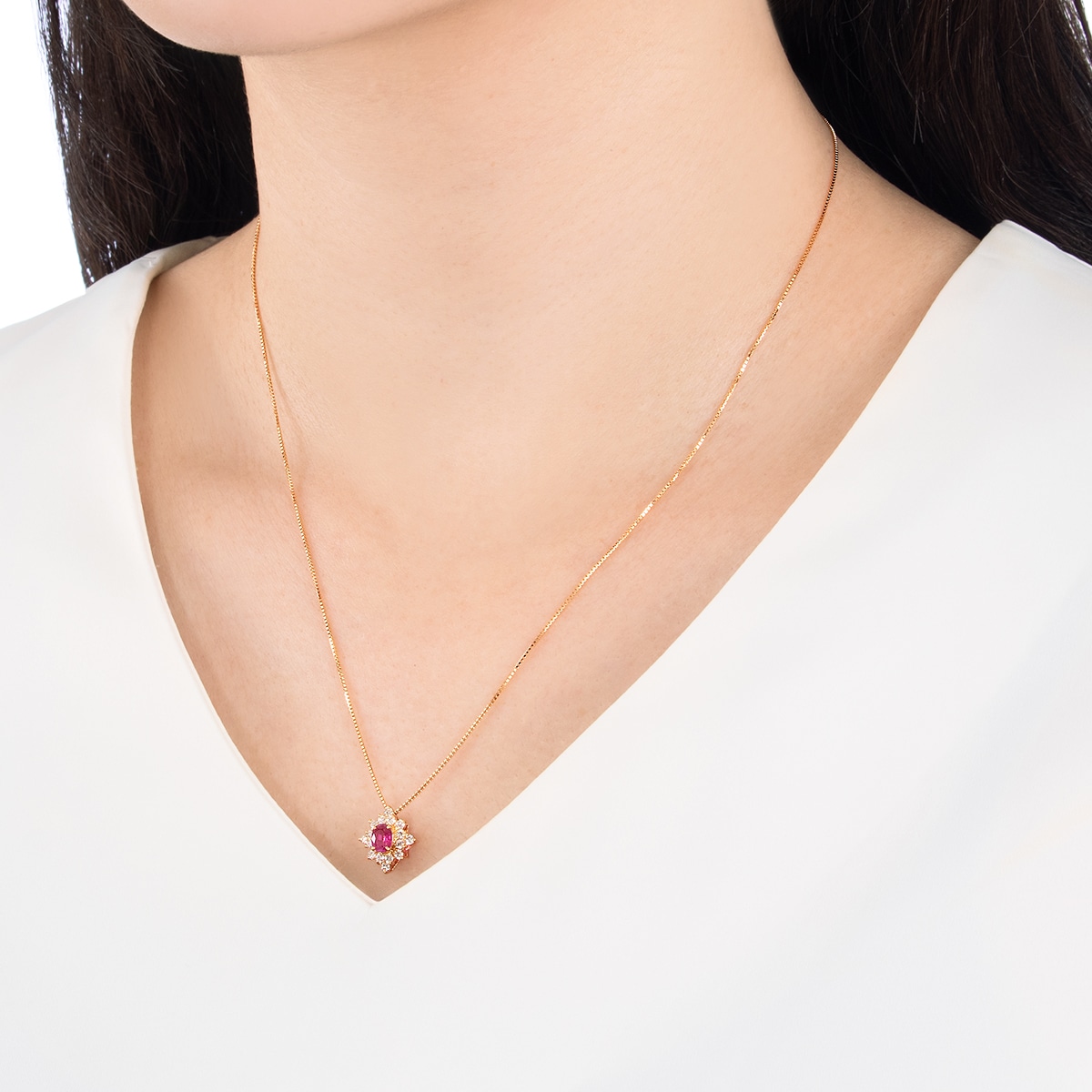 K18�C�G���[�S�[���h���r�[�l�b�N���X