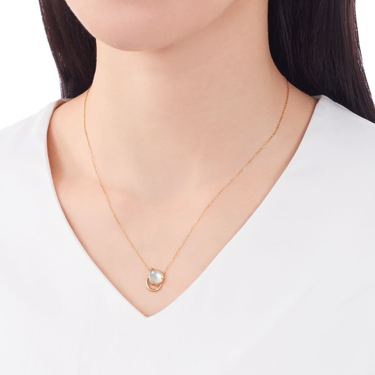 K10�C�G���[�S�[���h�O���[���A���V�X�g�l�b�N���X