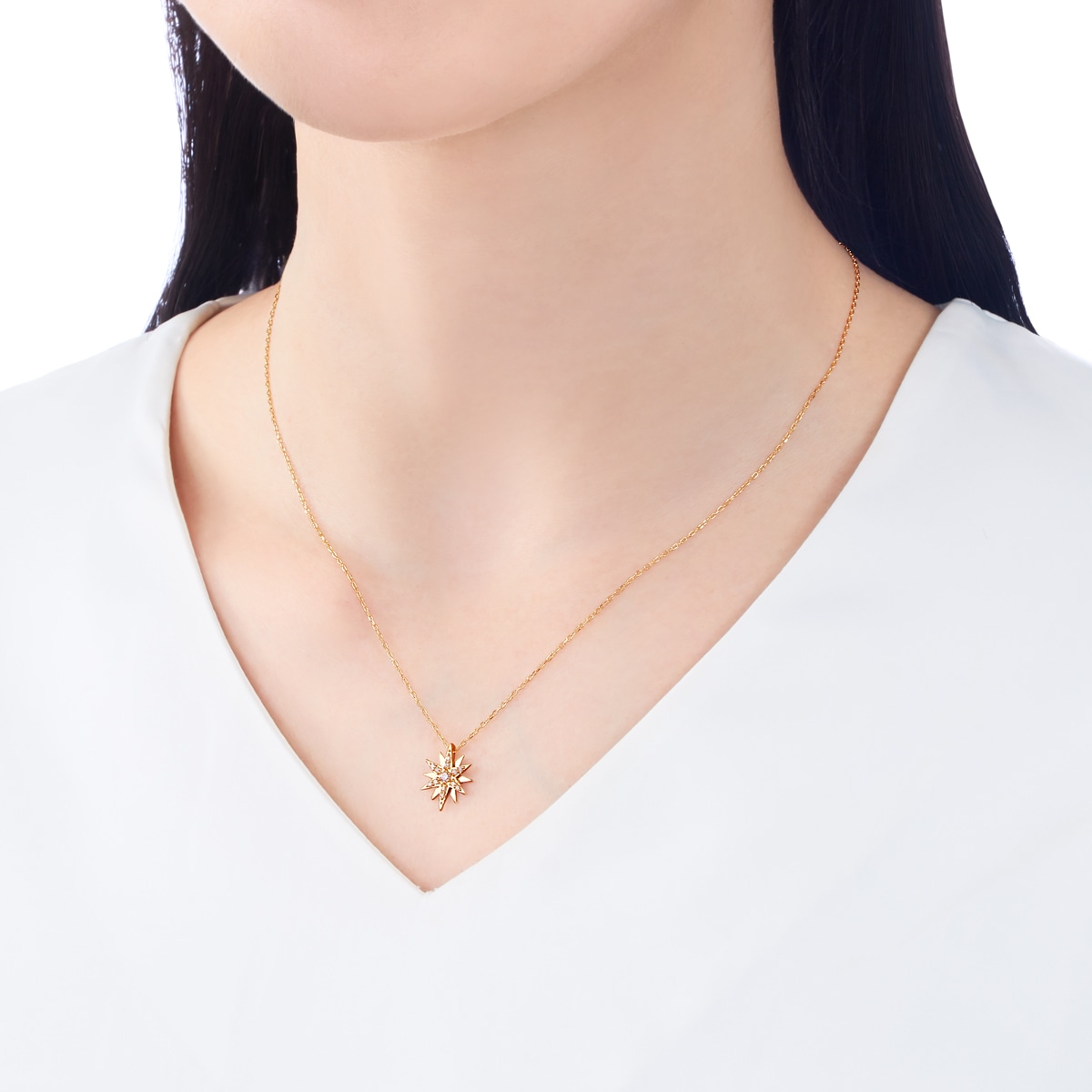 K18�C�G���[�S�[���h�_�C�������h�l�b�N���X