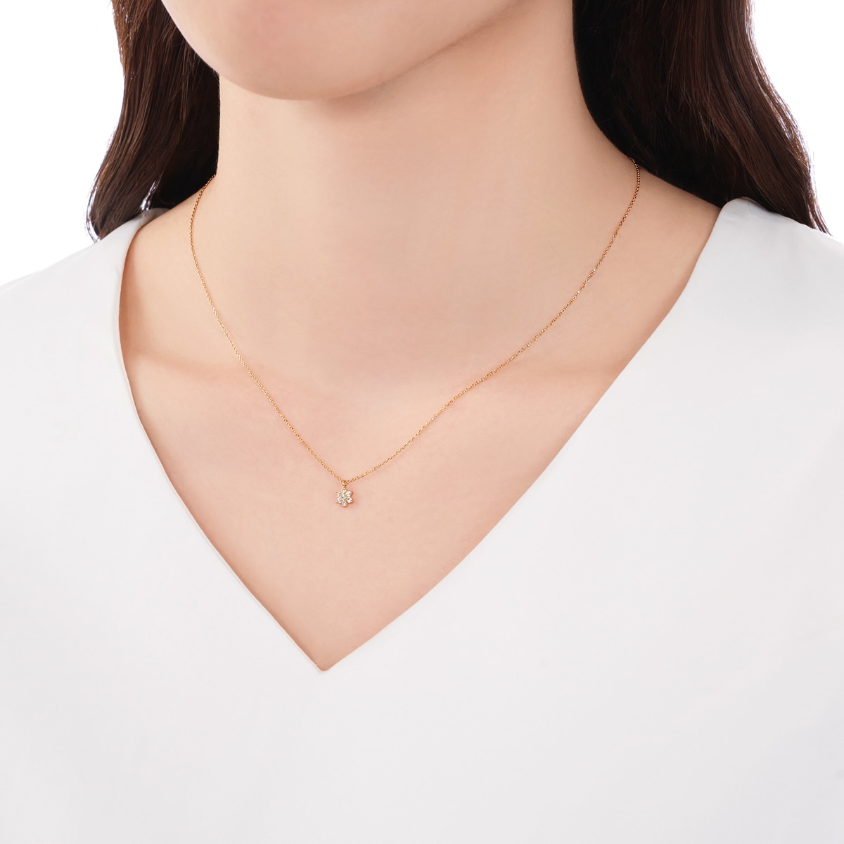 K18�C�G���[�S�[���h�_�C�������h�l�b�N���X