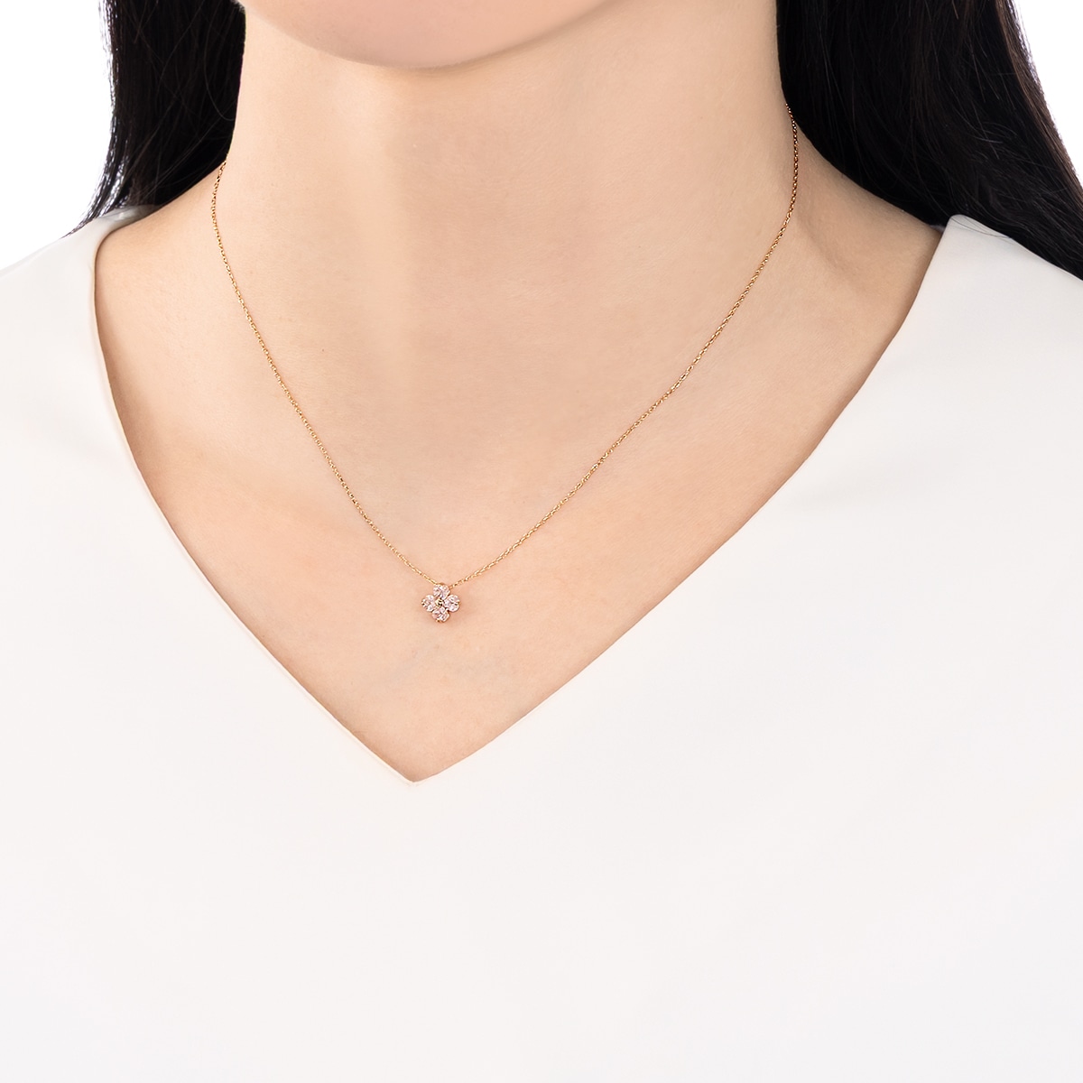 K10�s���N�S�[���h���[�Y�N�H�[�c�l�b�N���X