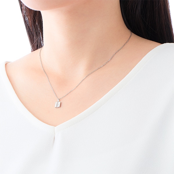 プラチナダイヤモンドネックレス 