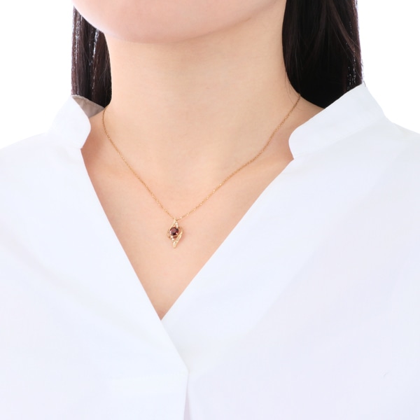 K10イエローゴールドアルマンダインガーネットネックレス 