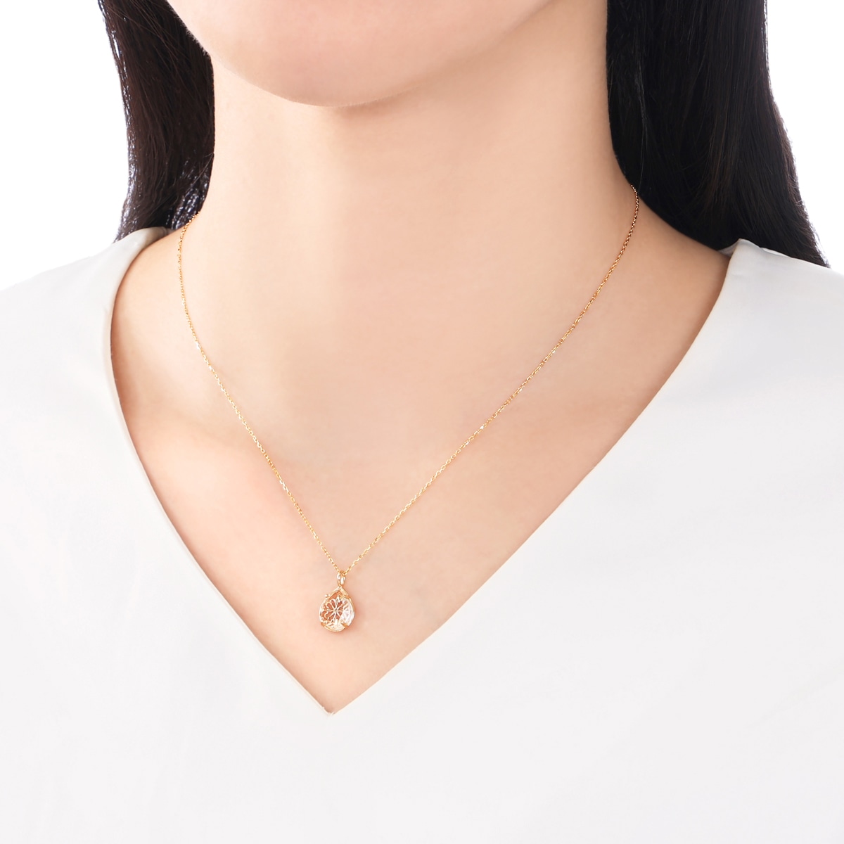 K10�C�G���[�S�[���h���b�N�N���X�^���l�b�N���X
