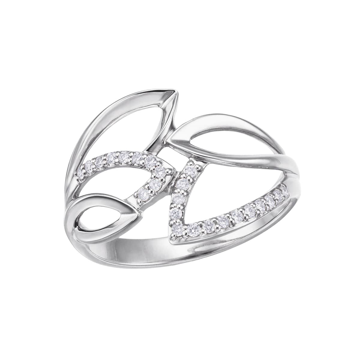 【2025年 雑誌LEE12月号掲載】2025ツツミWinter Collection「Shining Landscape」花びらのラインが重なり合うことで、花が開くような立体感を表現したプラチナダイヤモンドリング