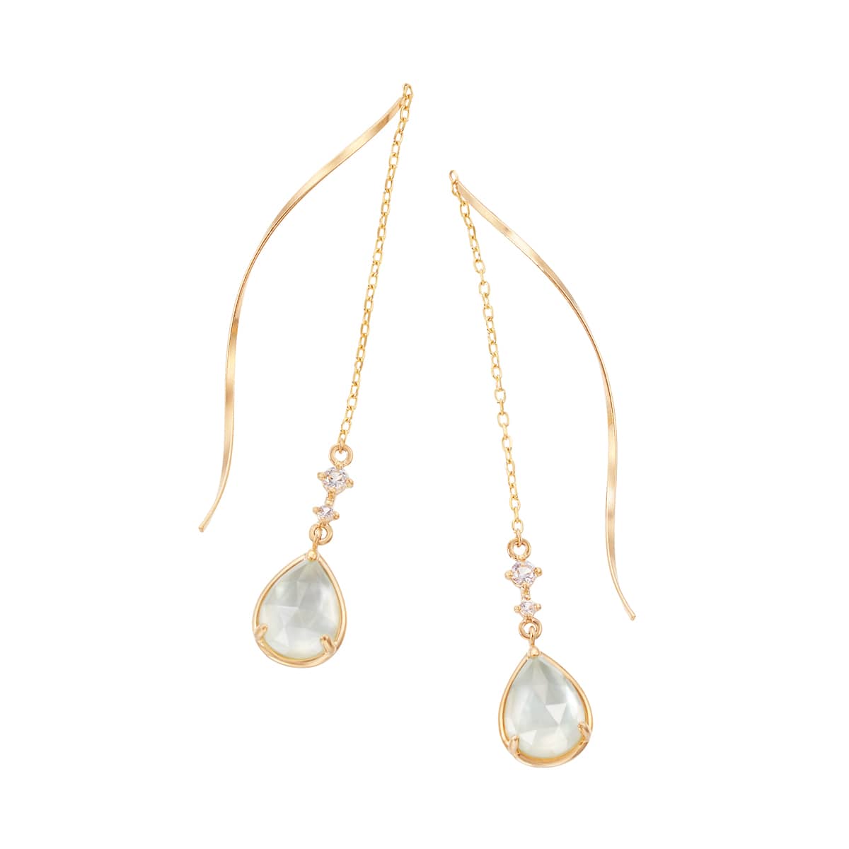 ���[�Y�J�b�g���{�����O���[���A���V�X�g�̗����ɁA�V�F�����d�˂�K10�C�G���[�S�[���h�O���[���A���V�X�g�s�A�X