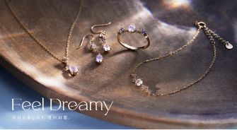 Feel Dreamy@͂˂鐅ԂAĂ̌zB