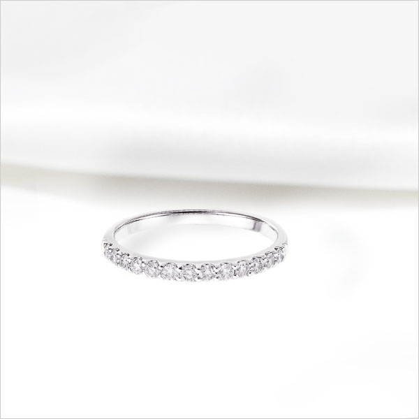 Eternity Ring(エタニティリング)…ダイヤモンドの光を纏う|TSUTSUMI