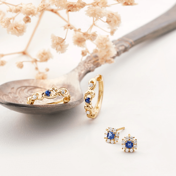 y9̒a΁ETt@CAz܂łAĂꂩcӂ₨j߂ėFBɑAVXg