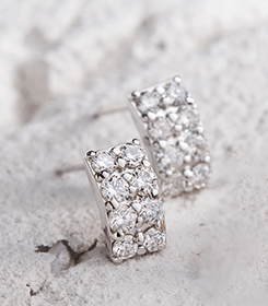 �N���X�}�X�v���[���g�Ɋ�΂��̂̓V���v���ȃ_�C�������h�W���G���[�E�E�E�������߂̃v���`�i�_�C�������h�s�A�X