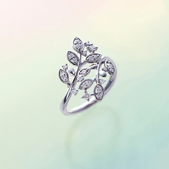 �v���[���g�E�����ւ̂��J���ɃI�X�X���I�y2025 �c�c�~ Wintercollection - Spring Fields - �z���Ȃ₩�Ȏ}�Ԃ�ɁA���߂��_�C�������h��z�u�����{�^�j�J�����`�[�t�̃l�b�N���X