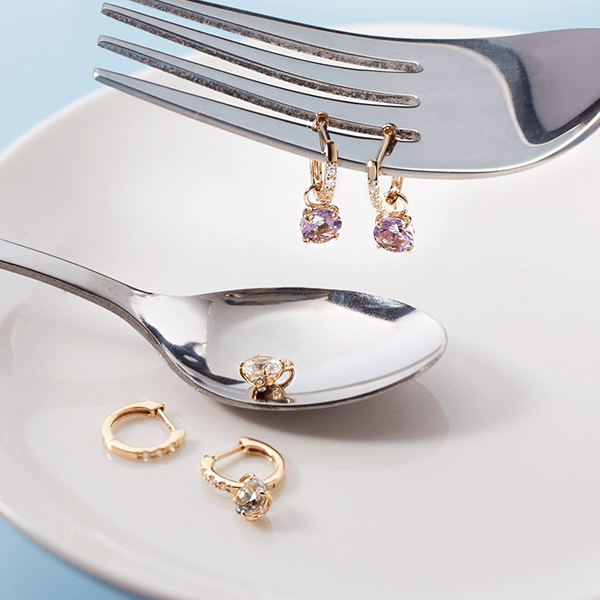 ���\��2way�^�C�v�̃A���V�X�g�s�A�X���R�[�f�̕����L����