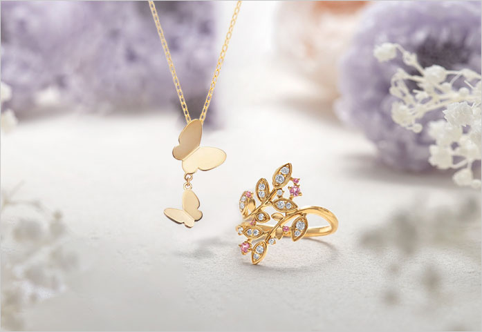 �y2026�N �G��sweet4�����f�ځz2026�c�c�~Spring Collection�wSpring Fields�x���X���`�[�t�̃����O�ƃ{�^�j�J���̃����O�ł����̃R�[�f���t�d�l��