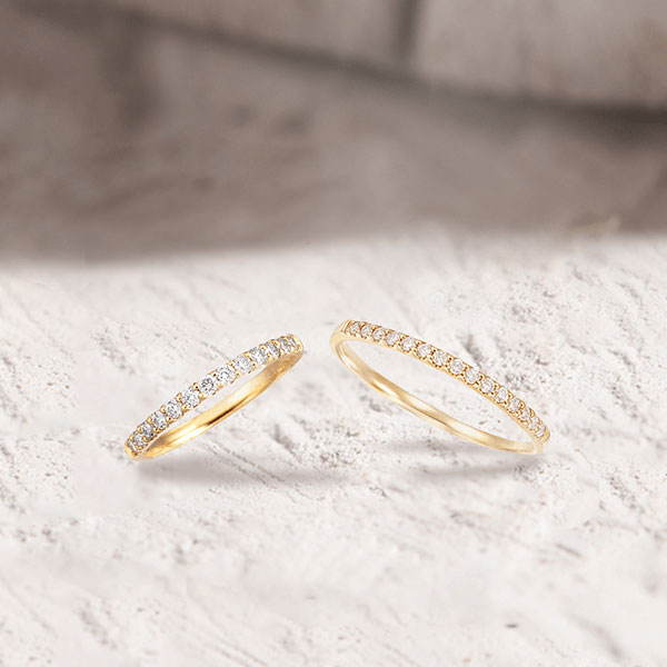 �y�₩�ȐF����K10�C�G���[�S�[���h�ƁA��艩�F���������A�؂₩���𑝂�18K