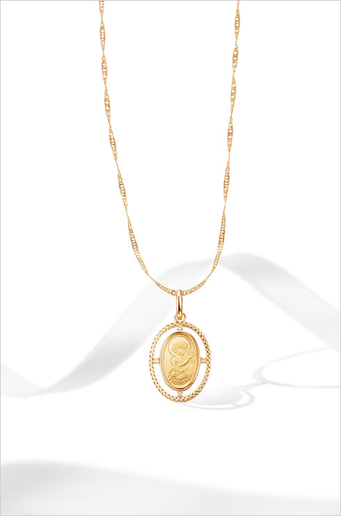�y�c�c�~ 2024 Winter Collection -LINK to FUTURE-�z�Ƒ����J���ے�����A�c�q�C�G�X���������}���A���`���ꂽ�C���S�b�g�̃y���_���g�g�b�v